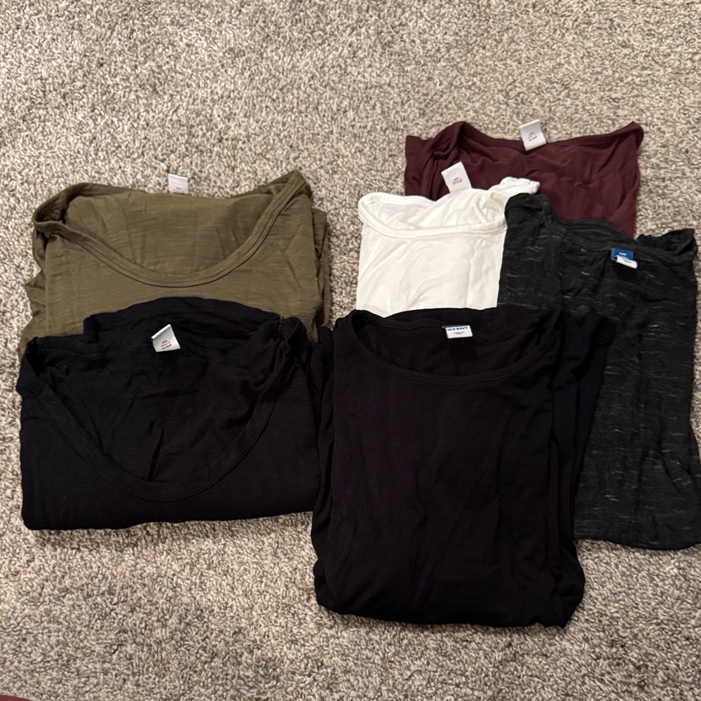 Old Navy Luxe Tshirts Women’s Medium